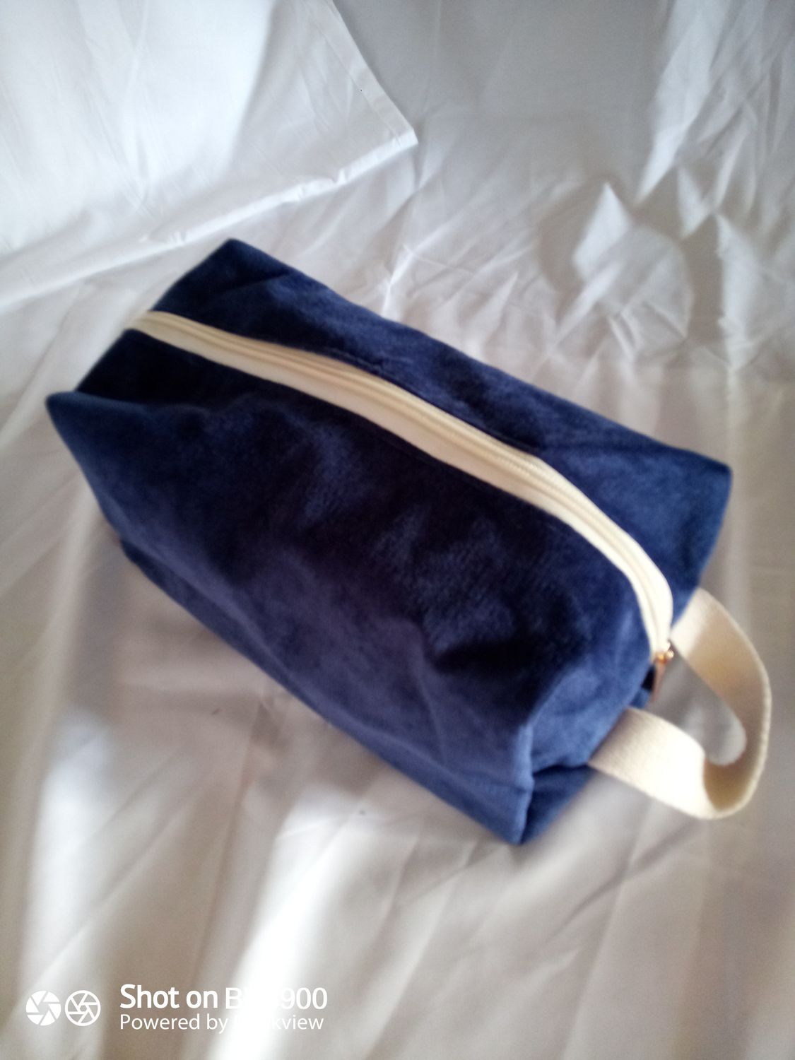 Trousse de toilette ( velours bleu foncé )