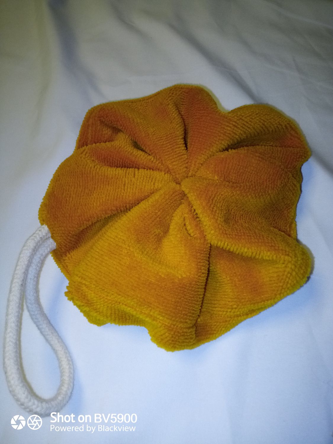 Fleur de douche (moutarde)