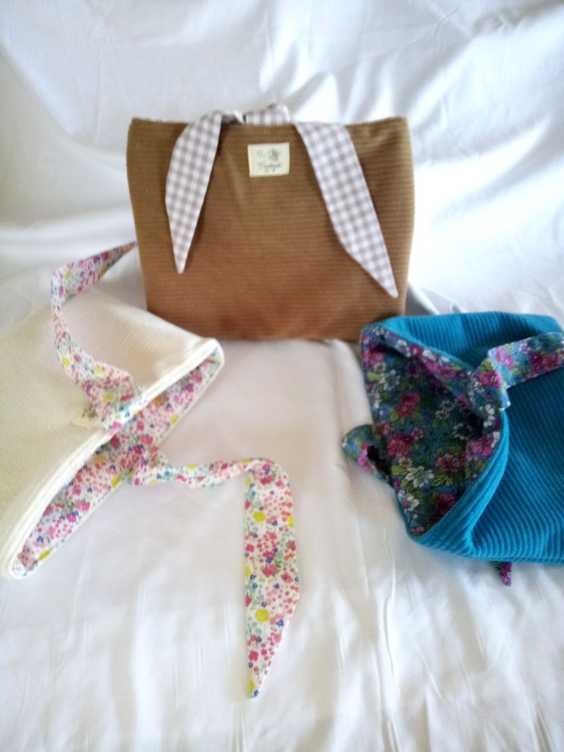 pochette à livre en velours écru