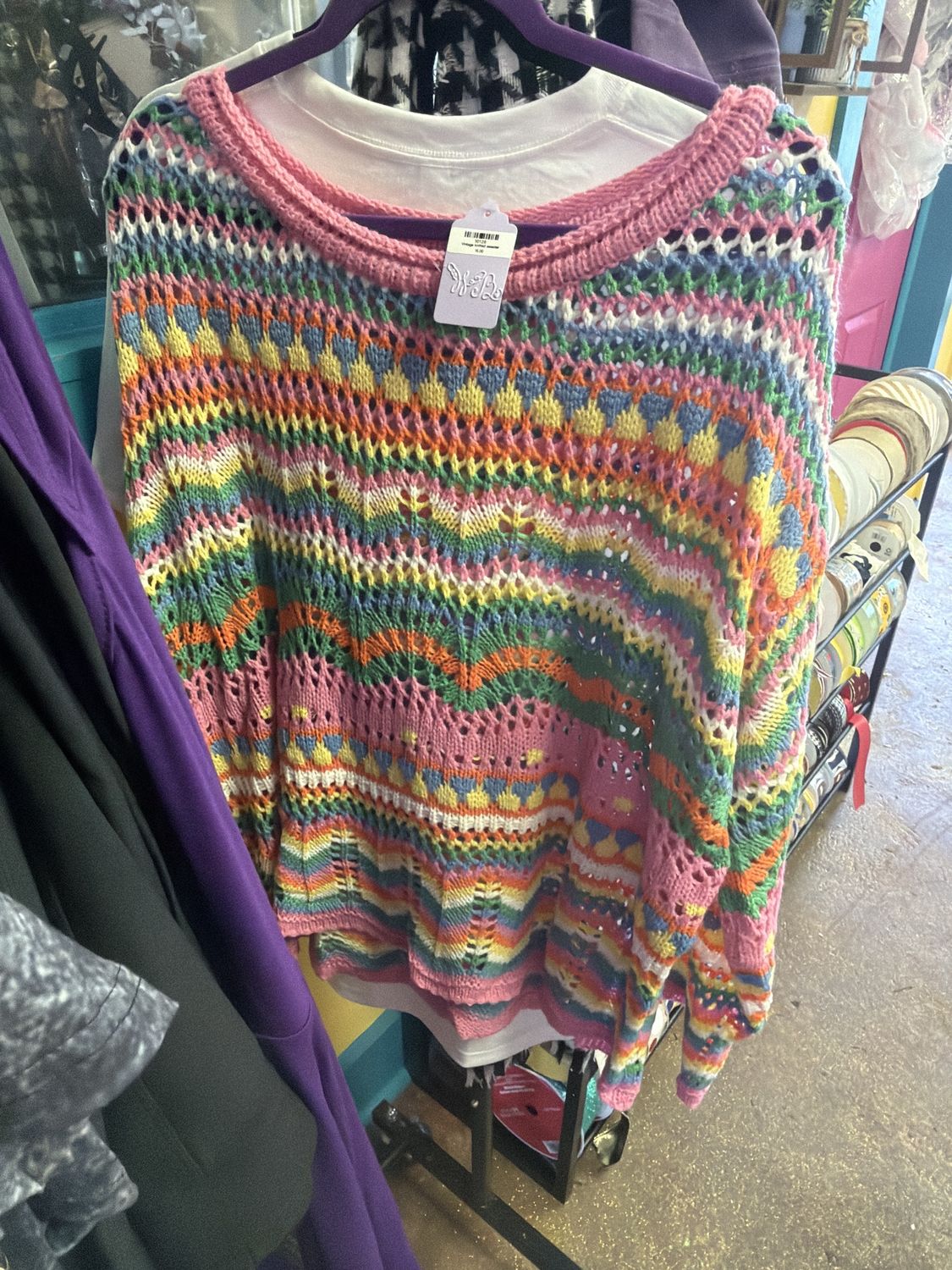 Vintage long sleeve sweater