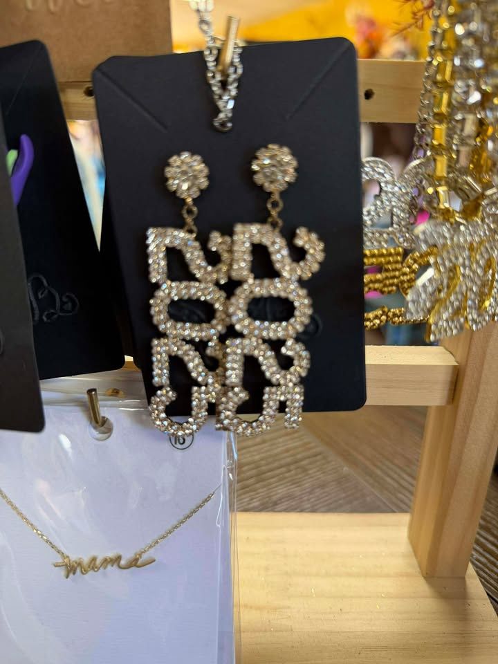 2025 dangle earrings