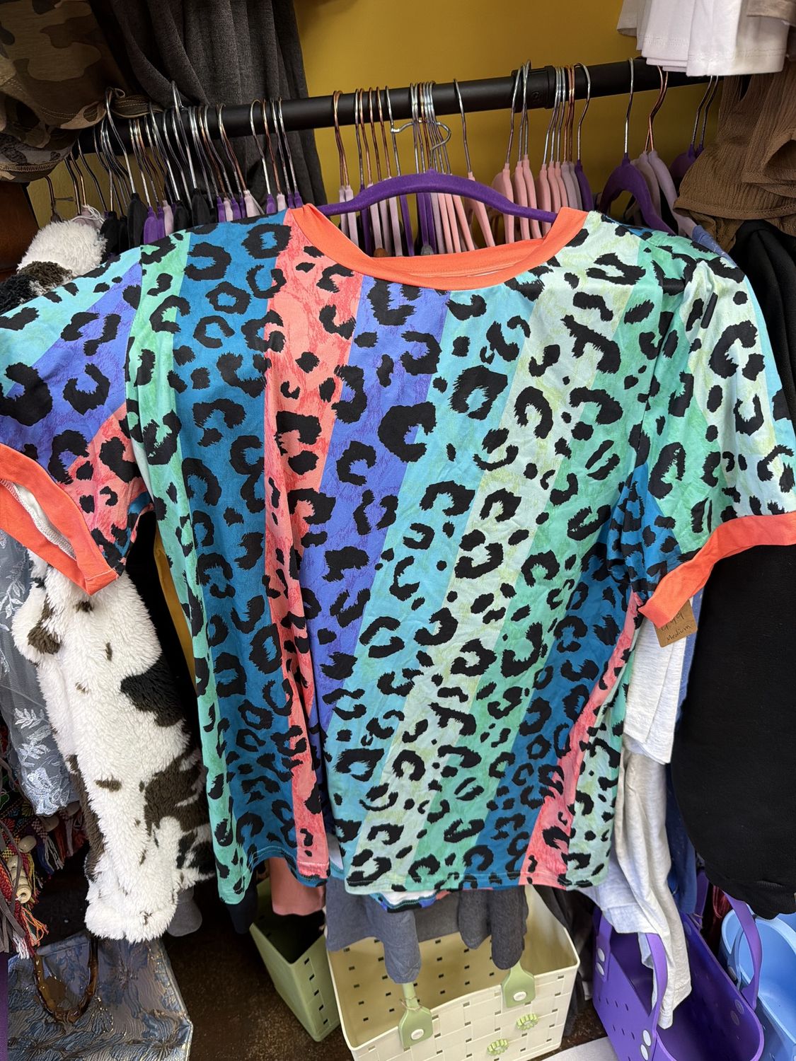 Tie dye leopard tshirt