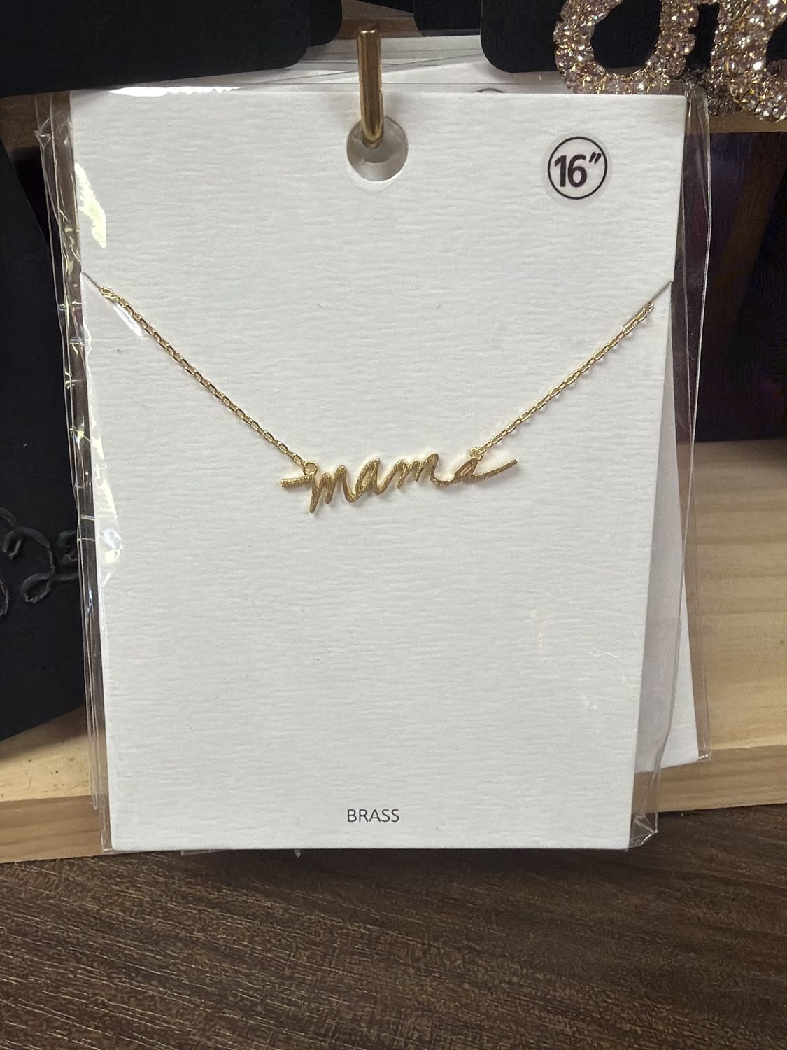 Mama necklace 16”