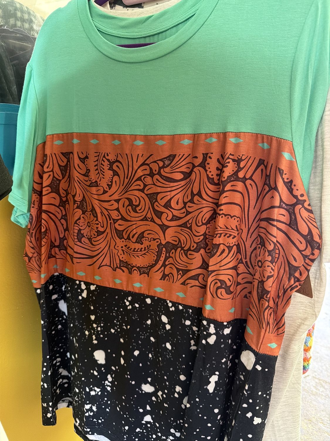 Green marble buckstitch tshirt