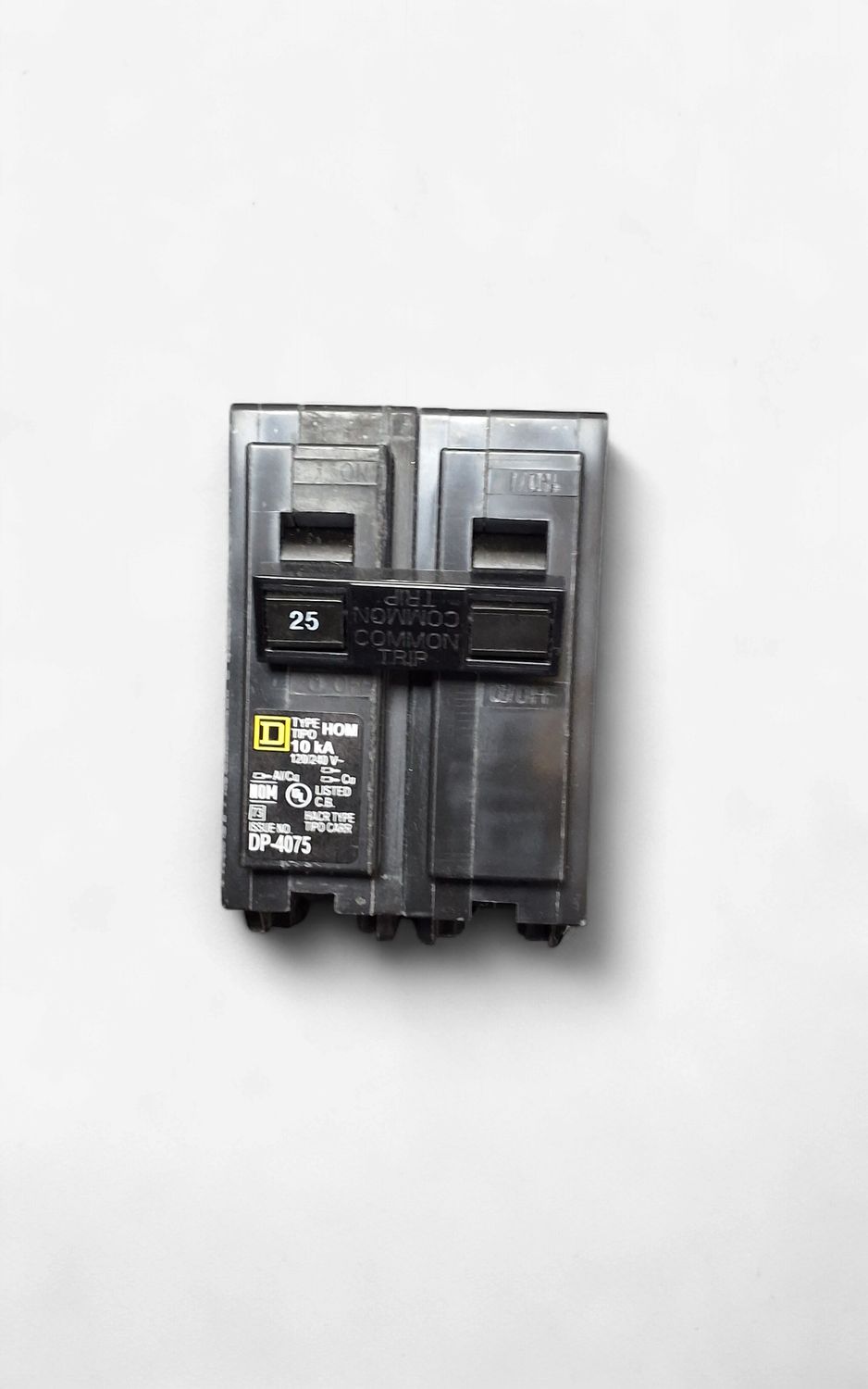 25 amp SQ D breaker