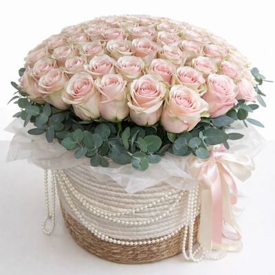 Bouquet “The Pearl Queen” em Cesta com Pérolas