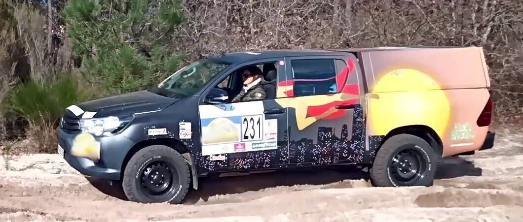 Location Toyota Hilux  avec Formation Pilotage