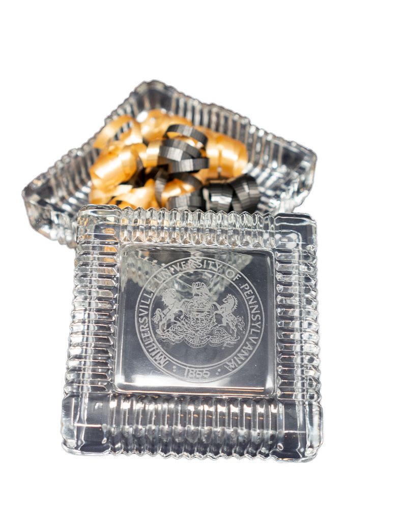 MU Seal Square Crystal Box