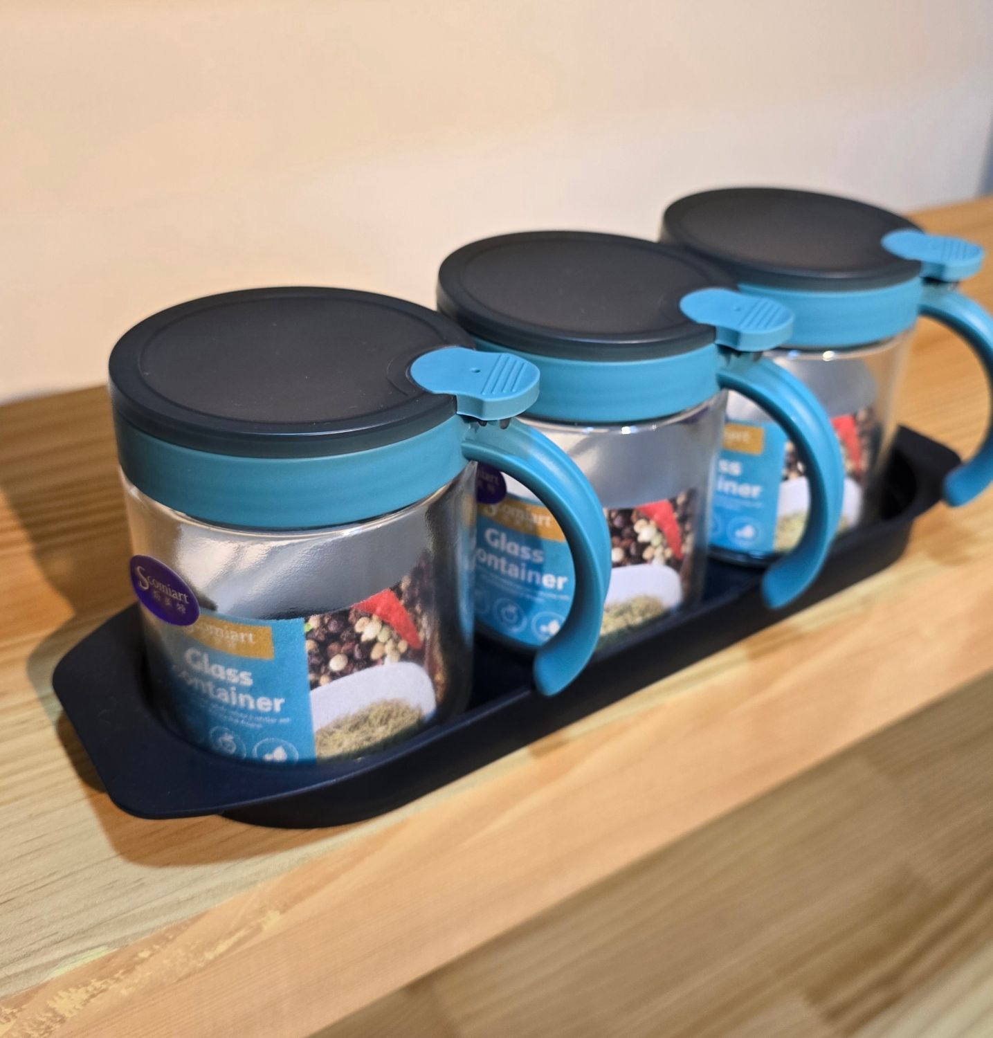 Condiment dispenser 3 pieces in one set with tray