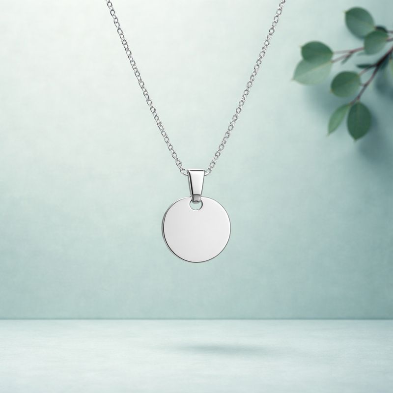 Collar WON plateado