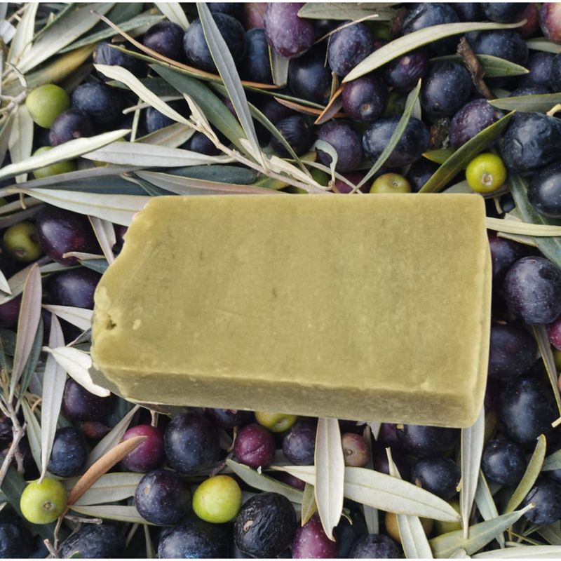 Jabón artesanal de laurel purificante y calmante