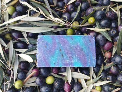 Jabón artesanal de lavanda hecho a mano