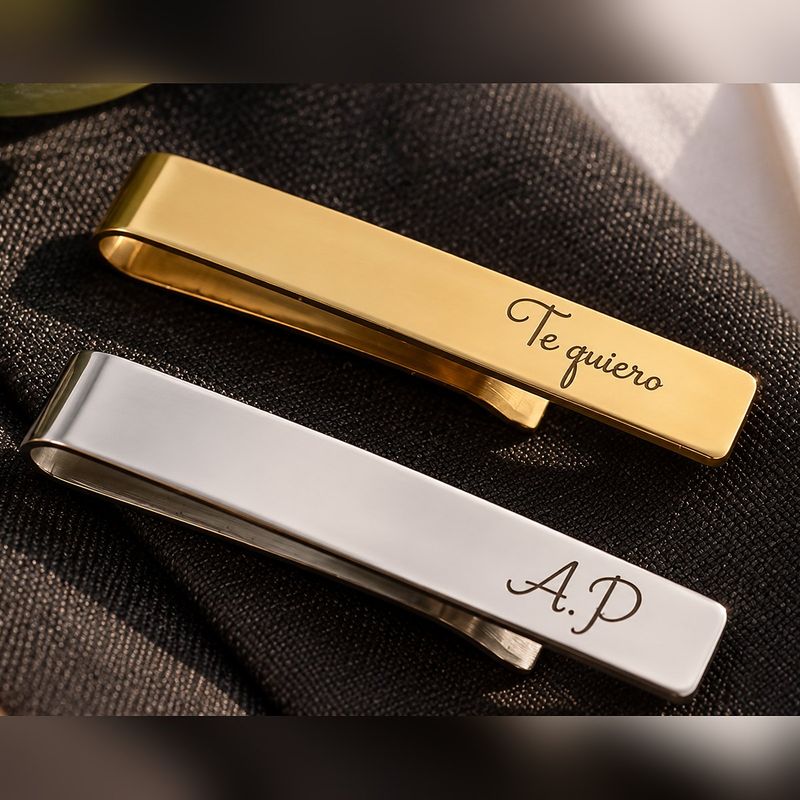 Pasador de corbata grabado personalizado