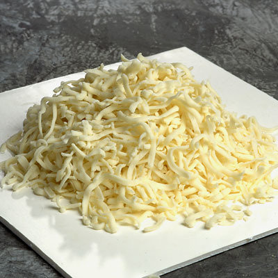 100% GRATED MOZZERELLA