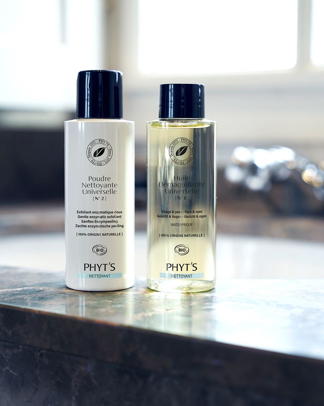 Dvigubo valymo produktai: Universalus aliejus makiažo valymui Nr.1 ir Universali valomoji pudra Nr. 2
