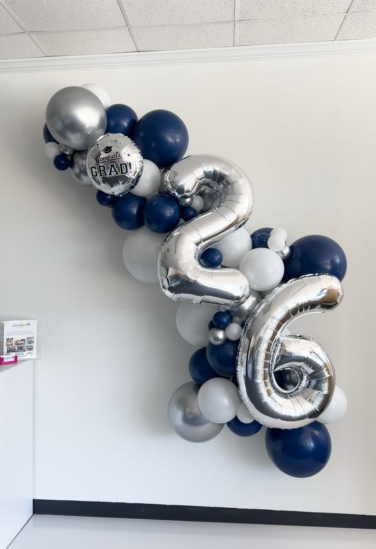 Graduation Grab & Go Garland 8ft