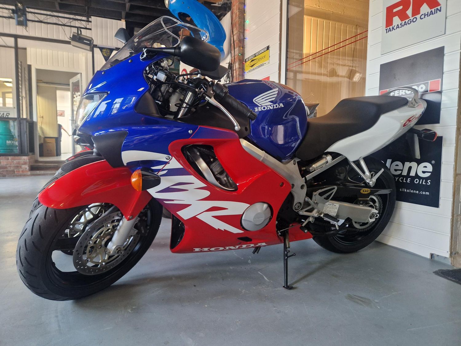 2000 Honda CB600f Ultima Light Used Motorcycle For Sale