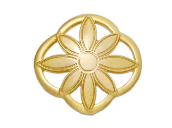 Daisy Membership Pin