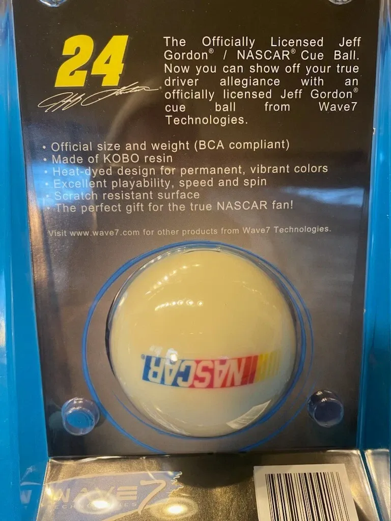 OFFICIALLY LICENSED *JEFF GORDON* NASCAR CUE BALL