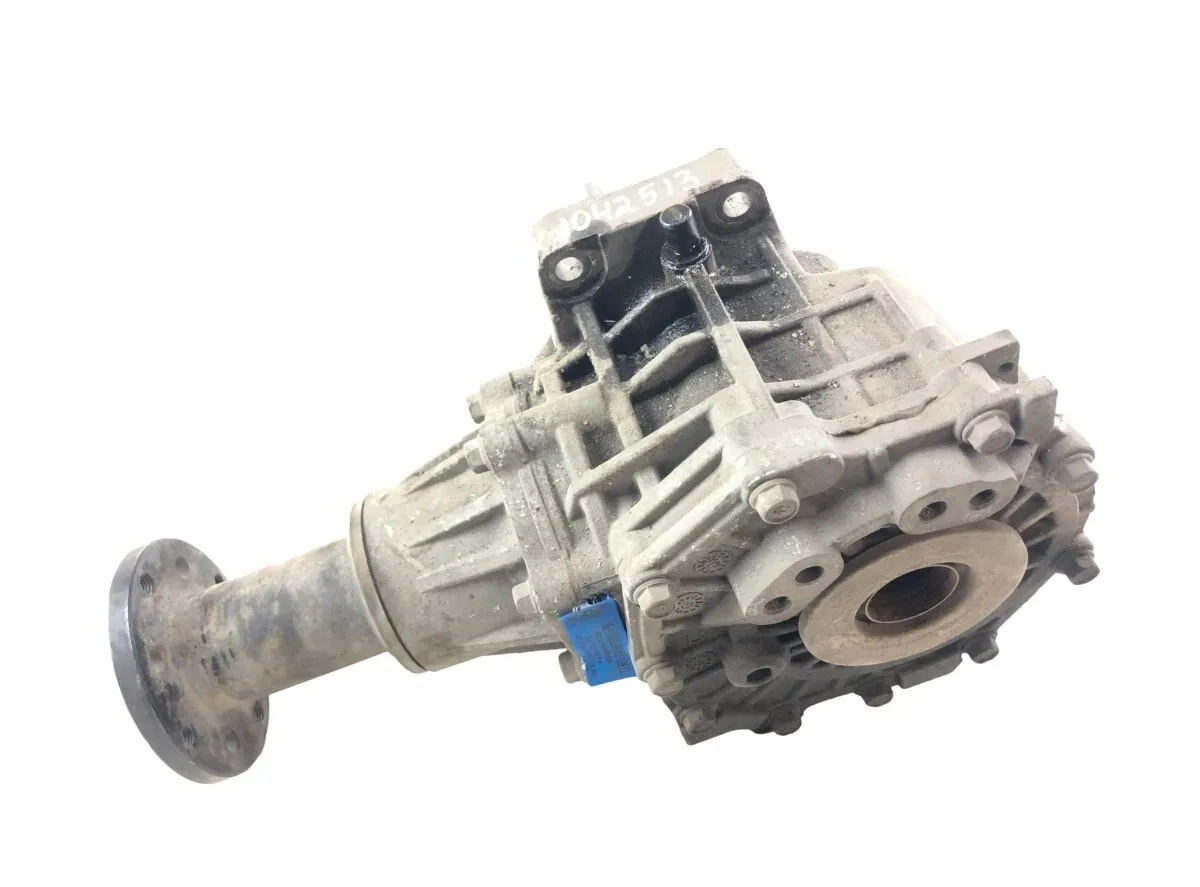 KIA Sportage ix35 2010 / 2.0 Petrol 473003B630 transfer case