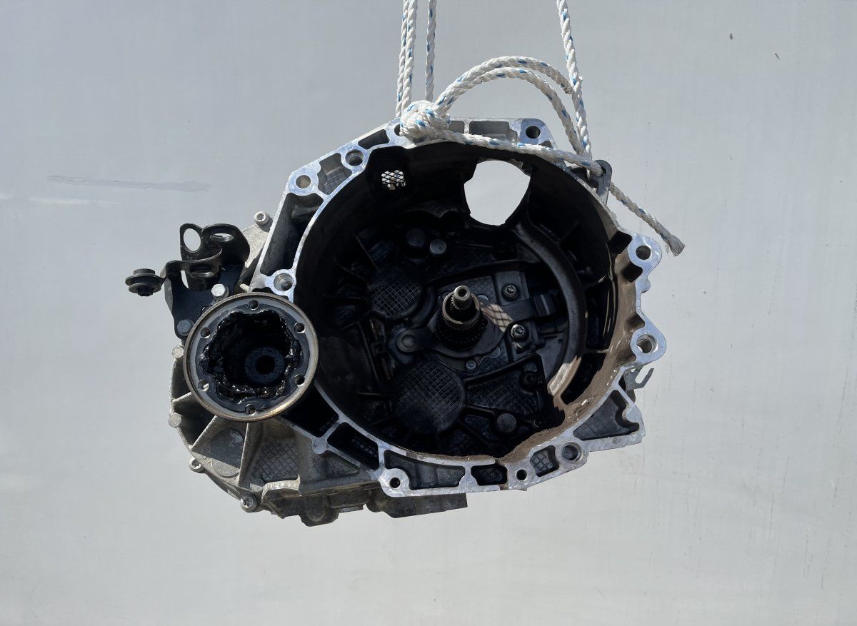 NTZ 1K0199117 0AM325065S 0AM325219C Gearbox VW PASSAT B7 / ALLTRACK (2010-2015)