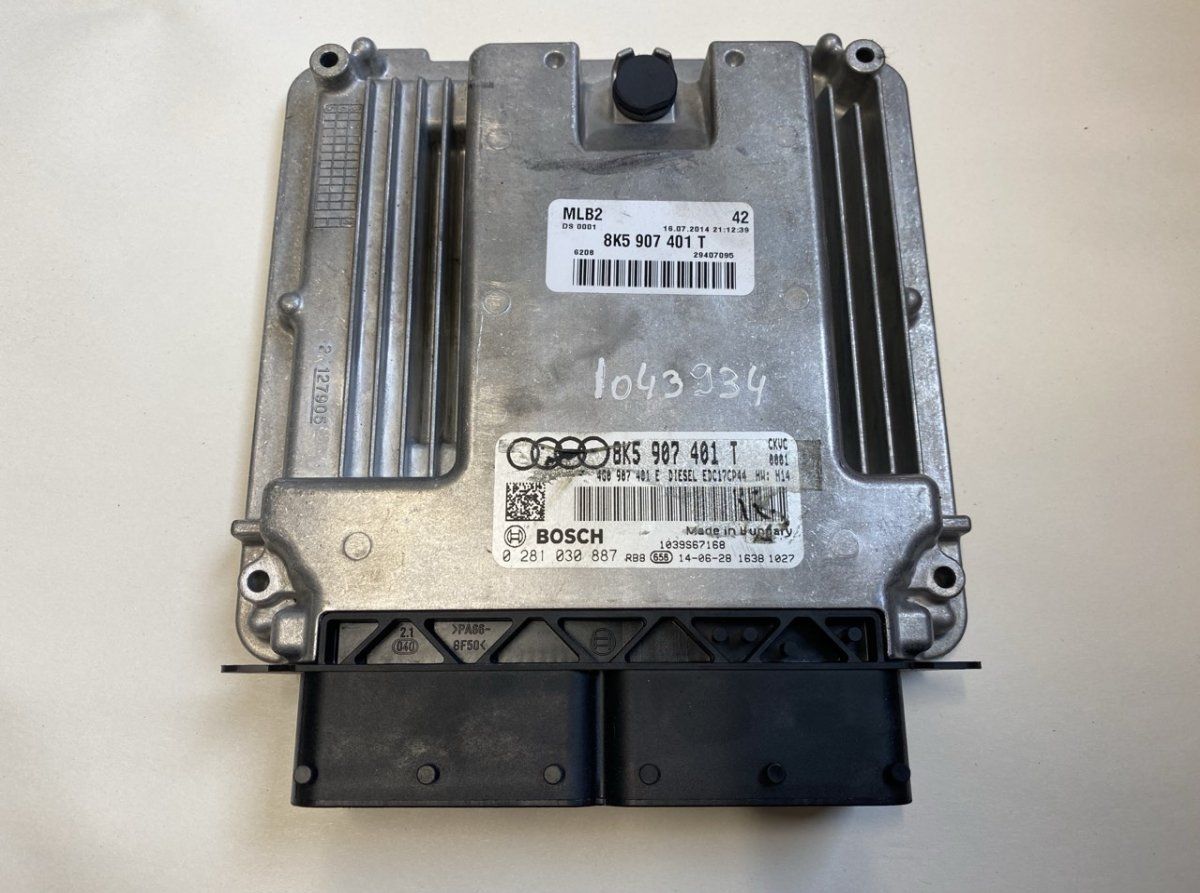 0281030887 Engine Control Unit / module (ECU) AUDI A5 (B8) (2007-2016)