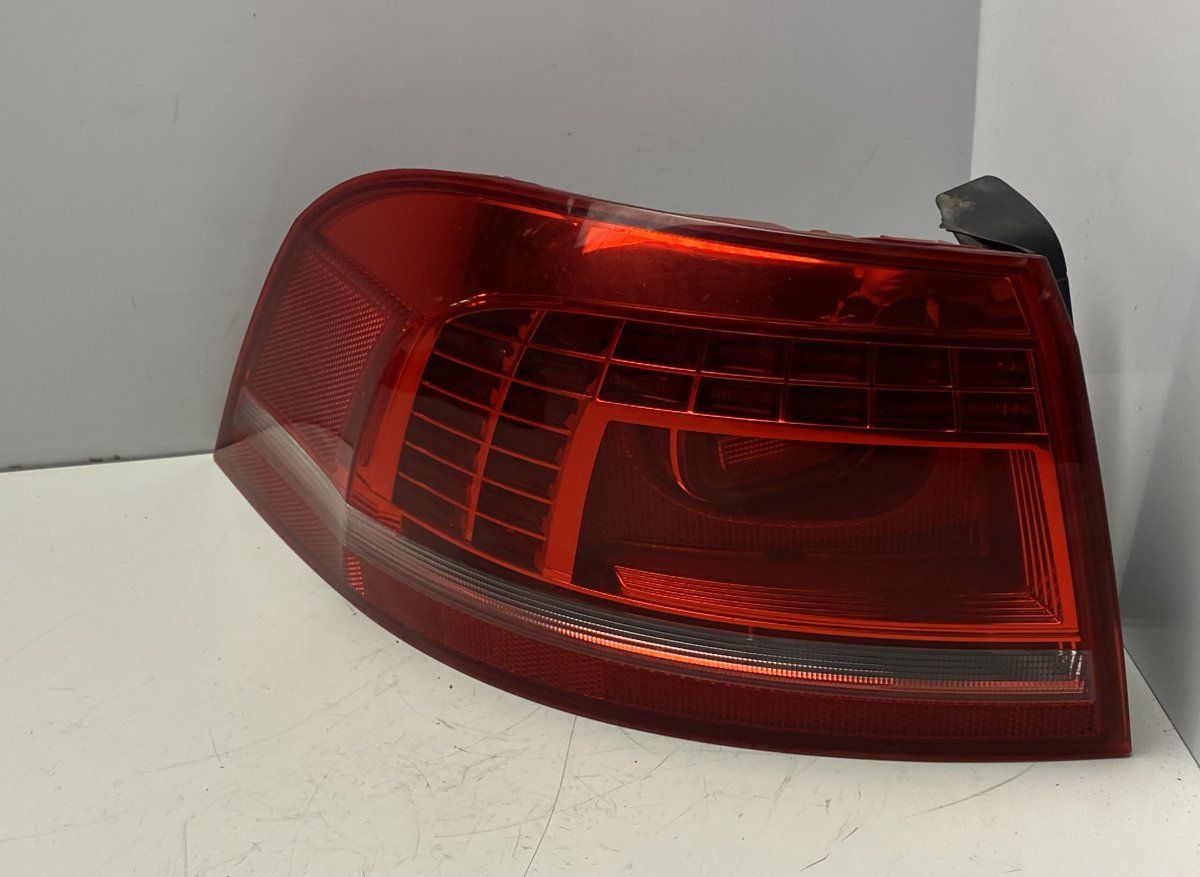 3AF945207A Tail light left VW PASSAT B7 / ALLTRACK (2010-2015)