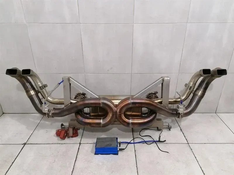 Audi R8 4S exhaust silencer stainless steel exhaust silencer race valve-