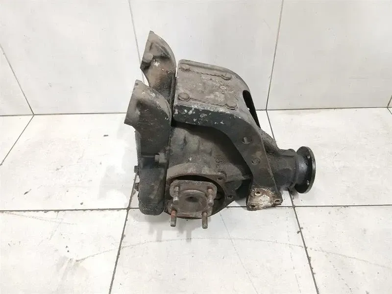 Aston Martin Vantage AM Series 3 1973-1978 Rear Diff Differential c4hu-004-25-