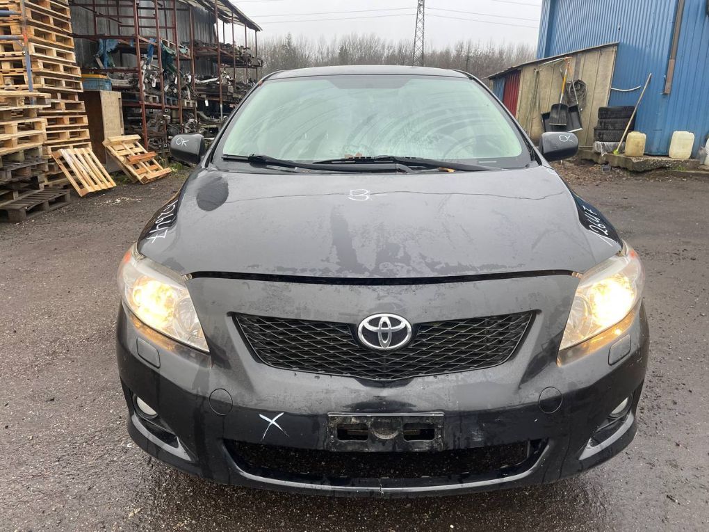 Radiator Grille TOYOTA COROLLA X (E140, E150) (2006-2012)