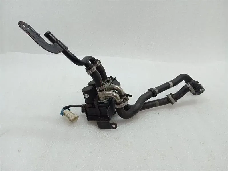 Maserati Granturismo M145 Heater Valve 69417100 Heater Valve -