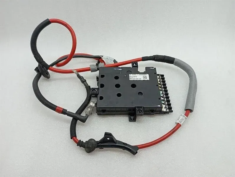 Porsche Cayman 718 Fuse Box 99161030104 Fuse Box-