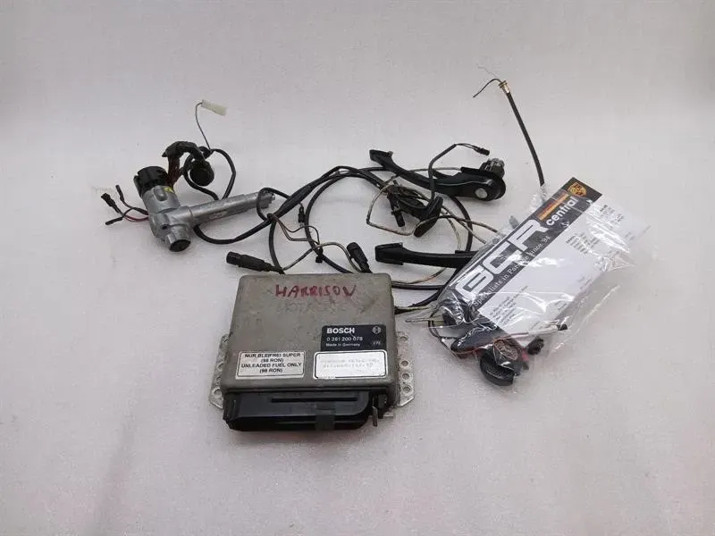 Porsche 911 Carrera 3.2 1984-1989 Engine ECU 91161811119 Set Engine ECU -