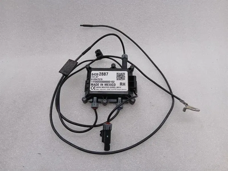 Chevrolet Corvette C7 Grand Sport Antenna Module 84392887 ECU -