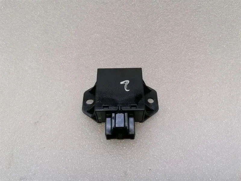 Corvette C7 Grand Sport Mirror Folding Control Module 20861365 ECU -