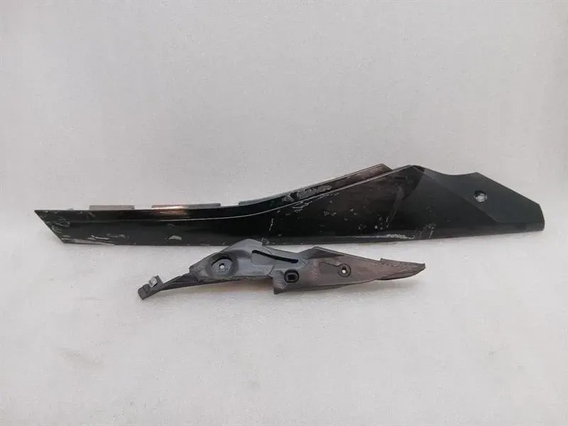 Chevrolet Corvette C7 Grand Sport A Pillar Trim 23163511 A-Pillar Trim-