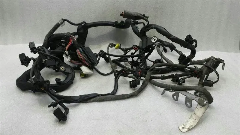 Mercedes SL63 R230 Engine Wiring Loom A1561508233 RHD M156-