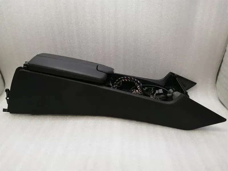 Mercedes CLS W218 AMG Console A2186801702 Centre Console 9G23-