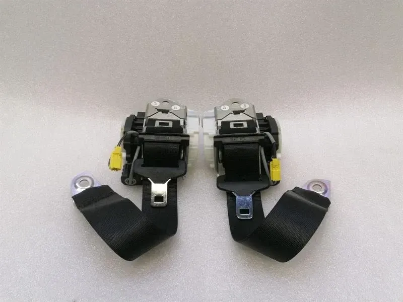 Mercedes CL W217 rear seat belt A2178601285 seat belt belt rear-