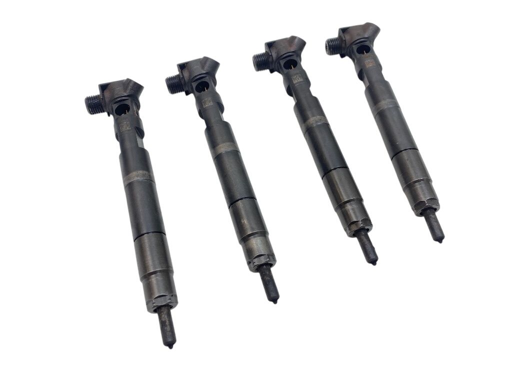 28348371 28342997 Fuel injector set MERCEDES-BENZ VITO / VIANO (W639) (2003-2014)