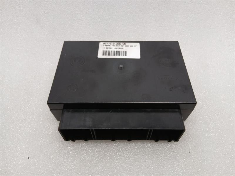 Porsche Boxster 987 electronic module 99761826006 control unit BCM