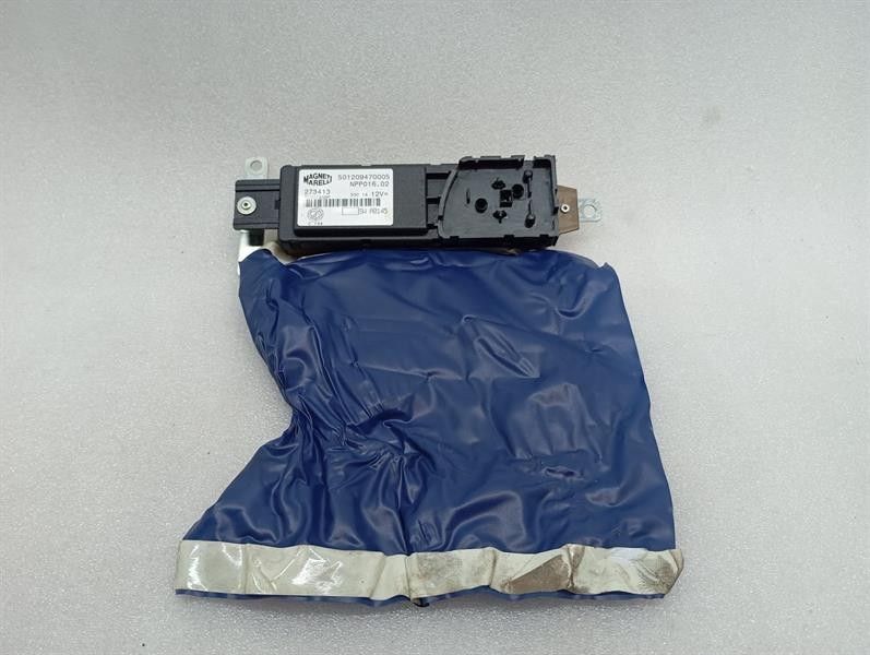 Ferrari California T F149 14-17 Electronic Module 273413 ECU RIGHT DOOR