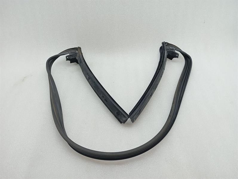 Porsche Boxster 987 Seal 98756132700 GASKETS WINDSHIELD