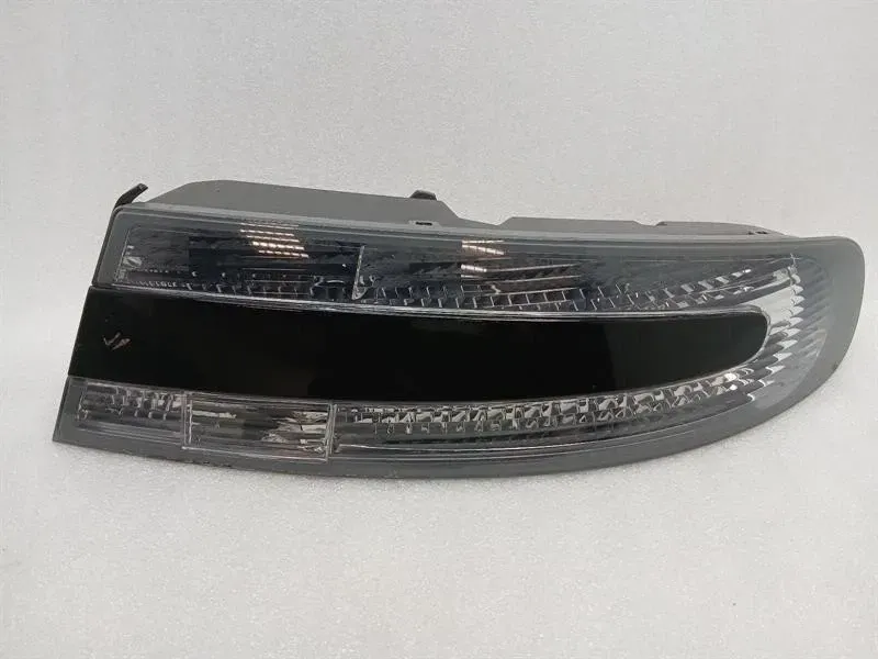 Aston Martin Rapide 10-14 Left Rear Light 8D33-13405-AM Tail Light Rear Left