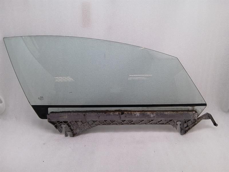 Aston Martin Rapide Right Front Door Glass AD43-F21410-AF Front Door Glass Re