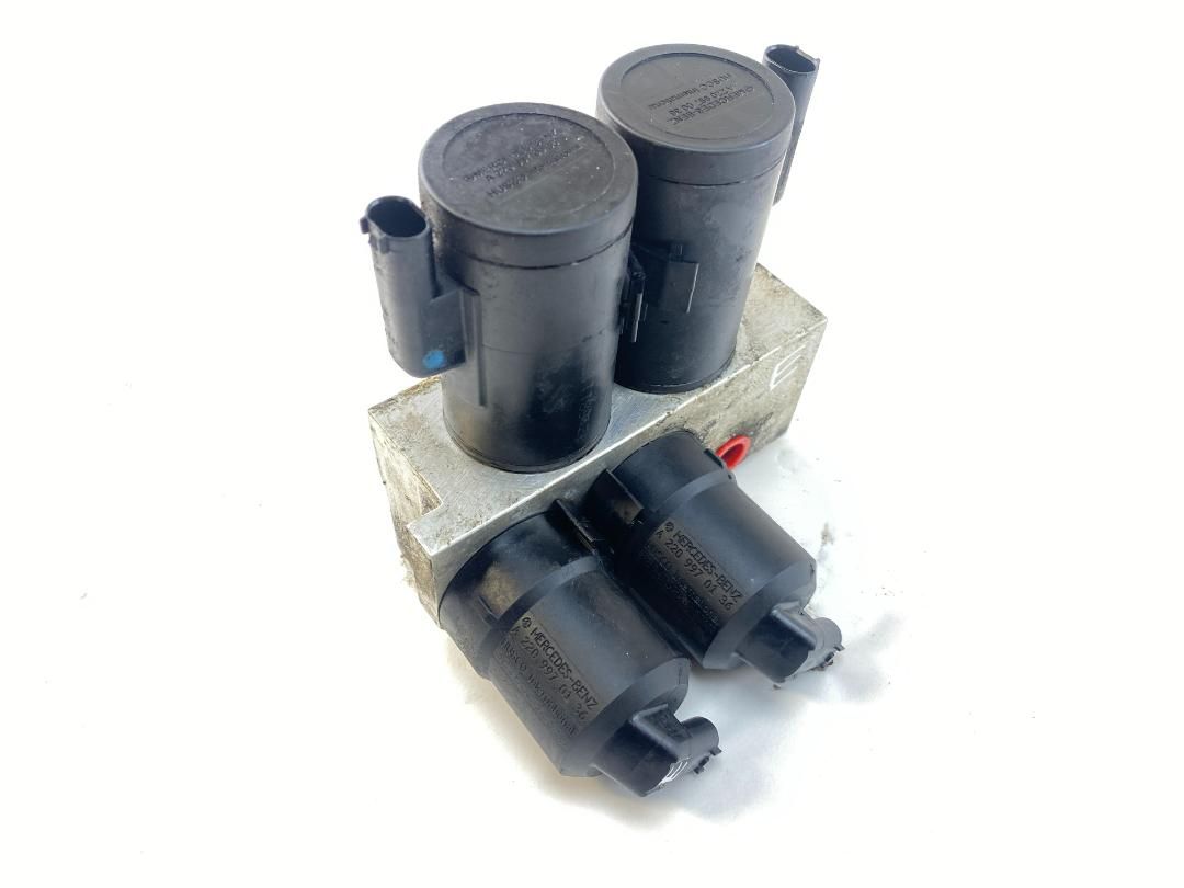 A2203200358 A2203201258 Air suspension / self-levelling suspension, other MERCEDES-BENZ SL-CLASS (R230) (2001-2012)