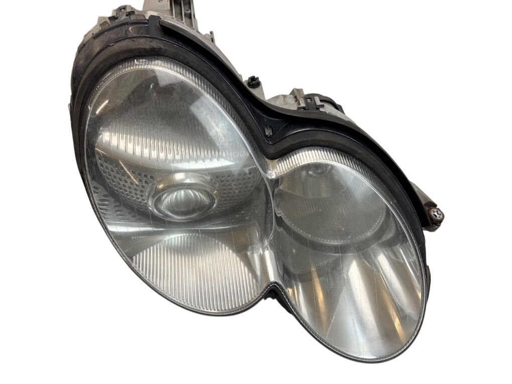 0301176476 Headlight right MERCEDES-BENZ SL-CLASS (R230) (2001-2012)