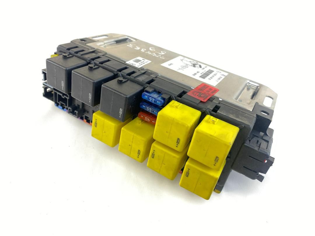 05045117 Fuse box MERCEDES-BENZ SL-CLASS (R230) (2001-2012)