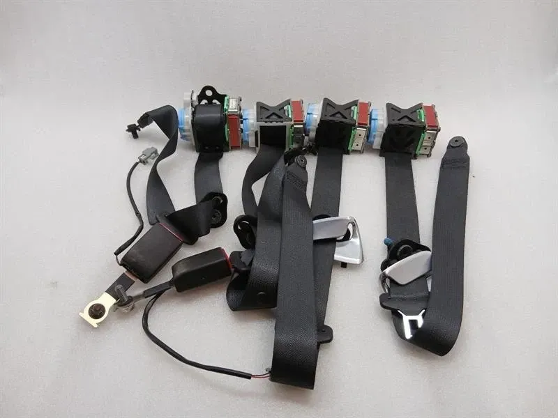 Aston Martin Rapide 10-14 Seatbelt SET AD43-611B69-ADW Seat Belt SET