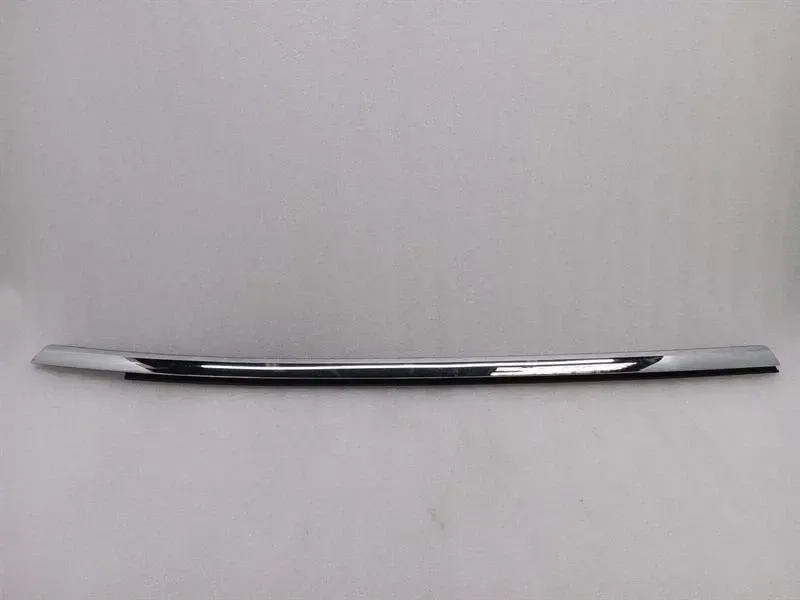 Tesla Model S 70 Rear Right Body Moulding 1038396-80-A Strip Rear Right